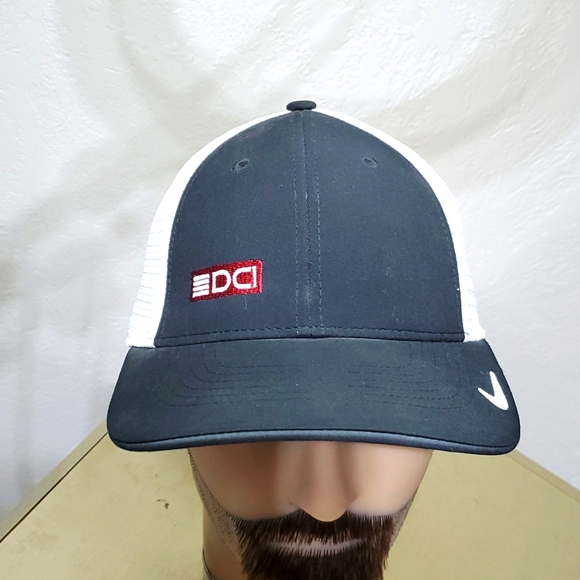 Nwot Nike mesh back fitted cap - Picture 1 of 7